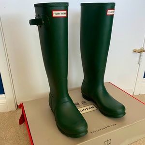 NIB Green Hunter Tall Boots 8